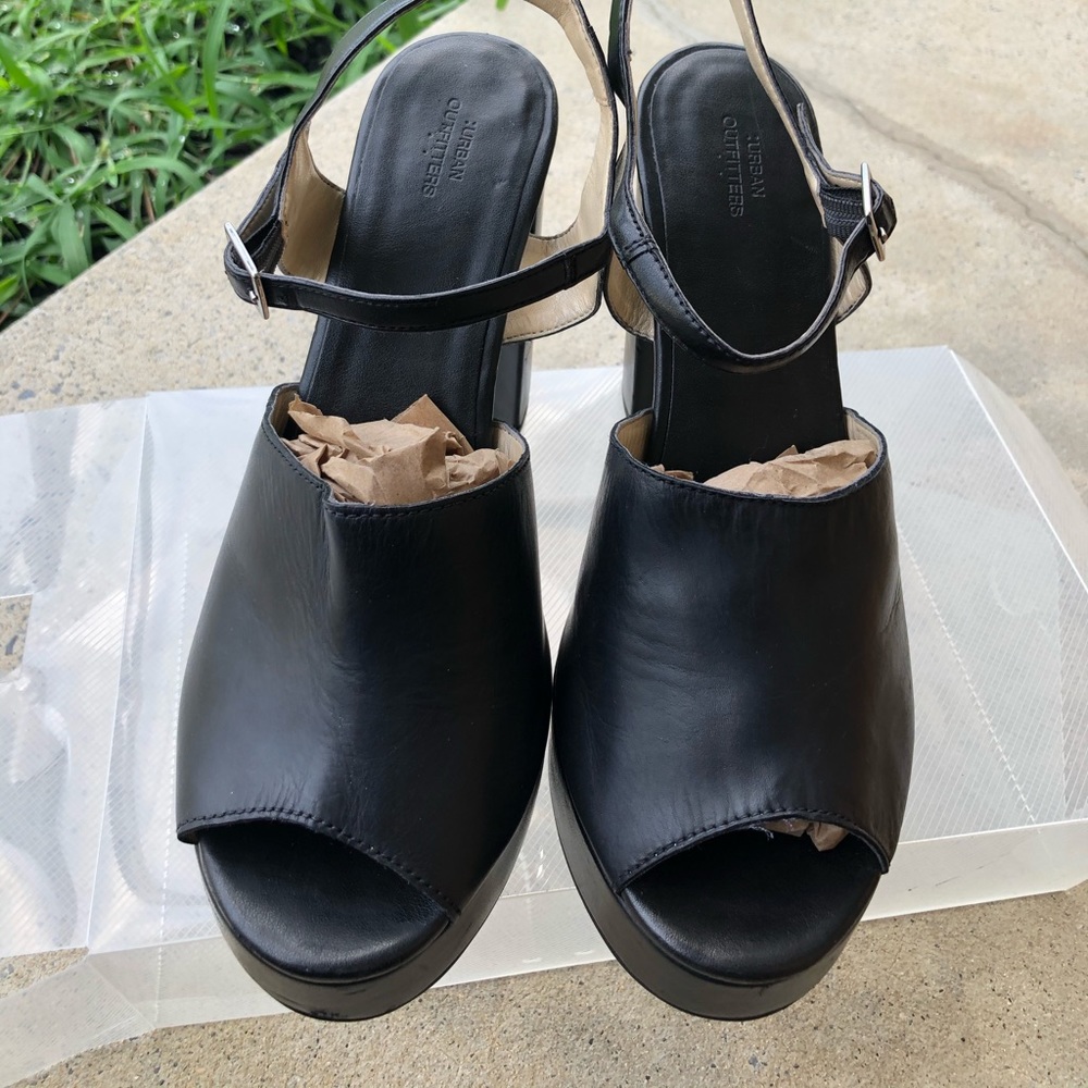 Platform heels - Picture 6 of 6